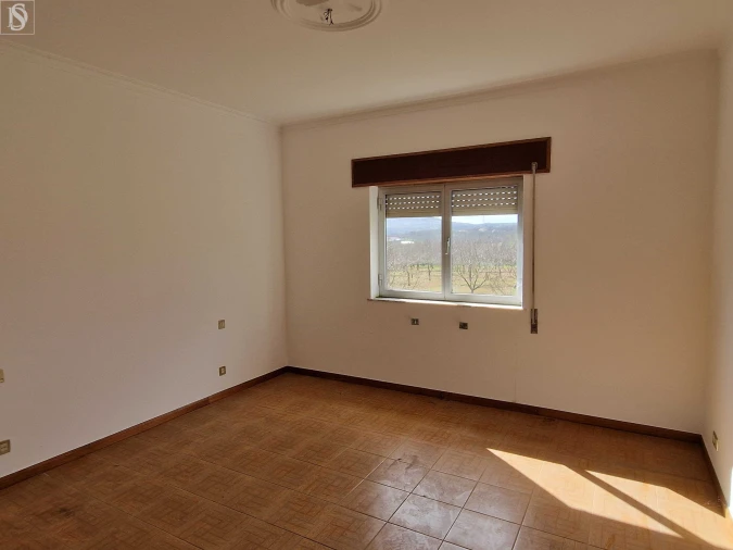 Moradia T4 para Venda em São João da Corveira Foto 25