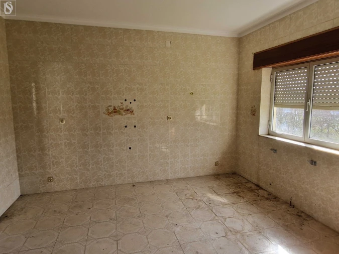 Moradia T4 para Venda em São João da Corveira Foto 22