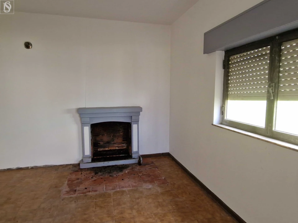 Moradia T4 para Venda em São João da Corveira Foto 7