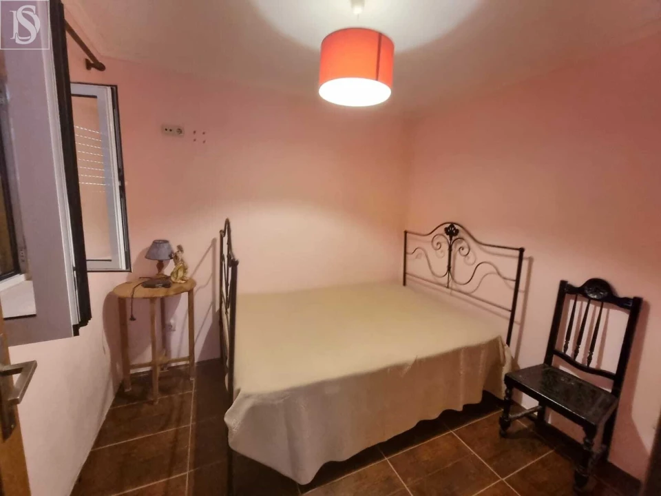 Moradia T2 para Venda em Mosteiro Foto 15