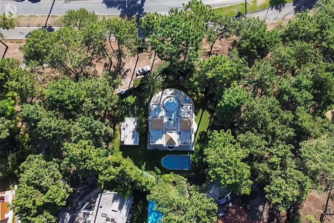 Moradia T8 para Arrendamento em Charneca de Caparica e Sobreda Foto 37