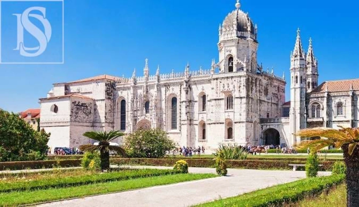 Moradia T8 para Arrendamento em Charneca de Caparica e Sobreda Foto 44