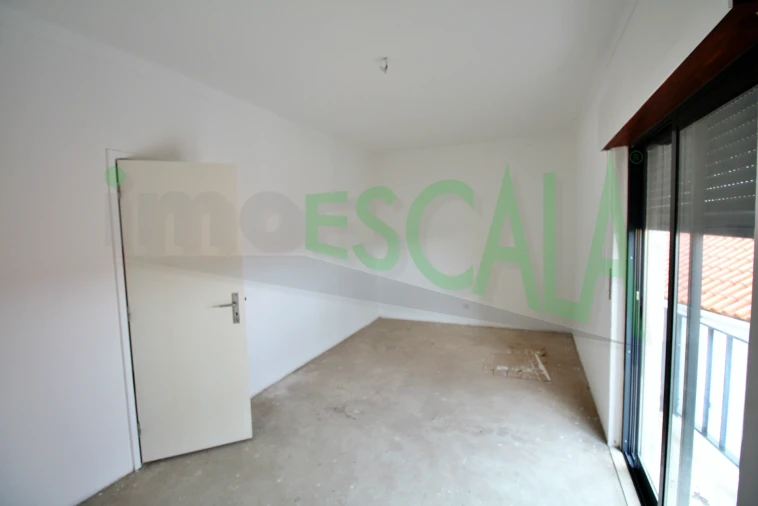 Moradia T2 para Venda em Manique do Intendente, Vila Nova de São Pedro e Maçussa Foto 16