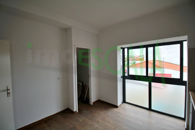 Moradia T2 para Venda em Manique do Intendente, Vila Nova de São Pedro e Maçussa Foto 7