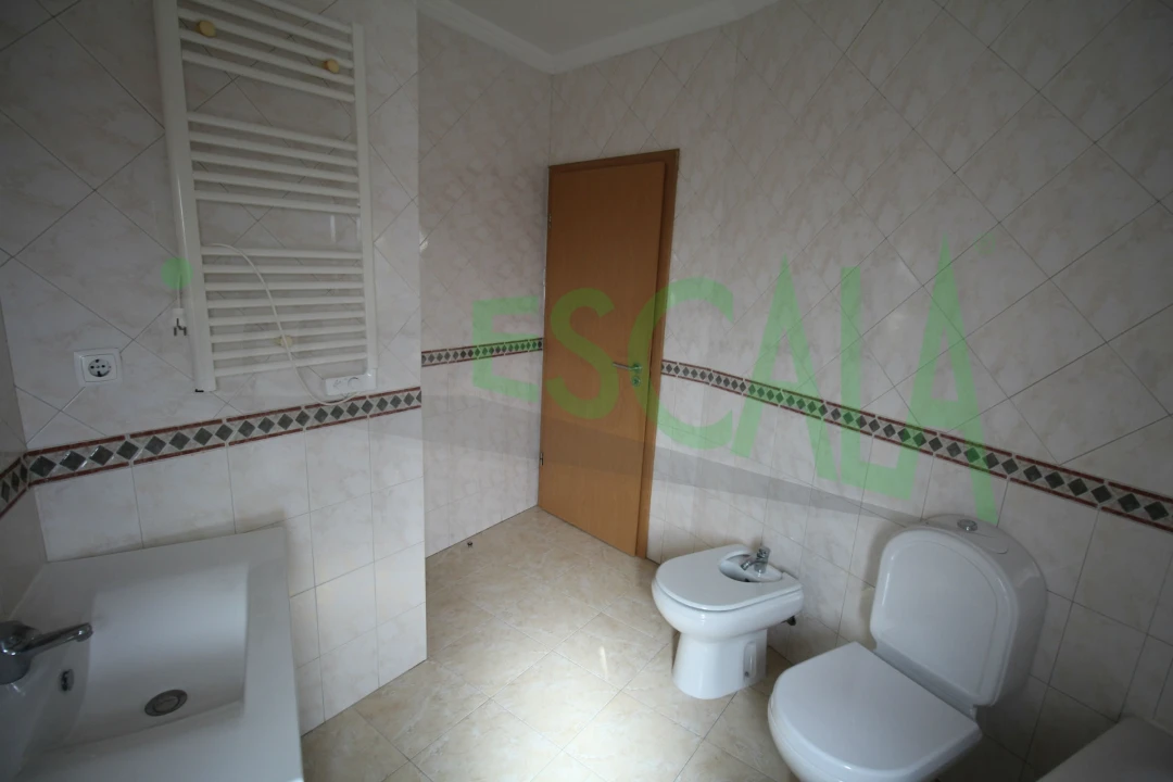 Apartamento T2 para Venda em Cartaxo e Vale da Pinta Foto 23