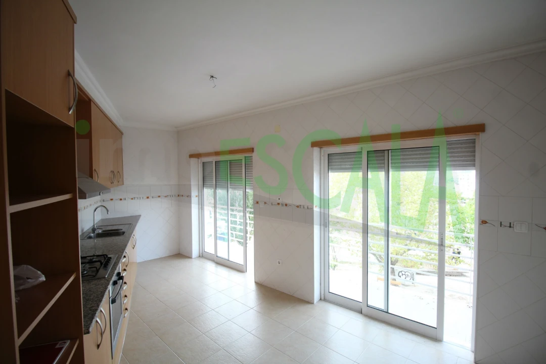 Apartamento T2 para Venda em Cartaxo e Vale da Pinta Foto 9
