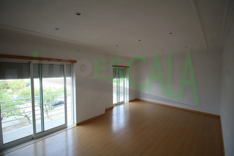 Apartamento T2 para Venda em Cartaxo e Vale da Pinta Foto 12