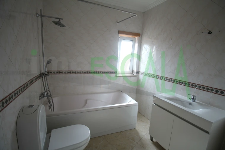 Apartamento T2 para Venda em Cartaxo e Vale da Pinta Foto 5