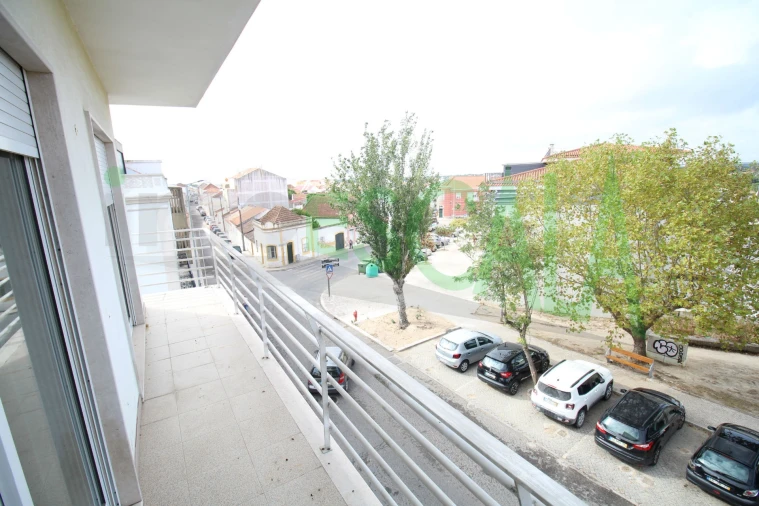 Apartamento T2 para Venda em Cartaxo e Vale da Pinta Foto 4