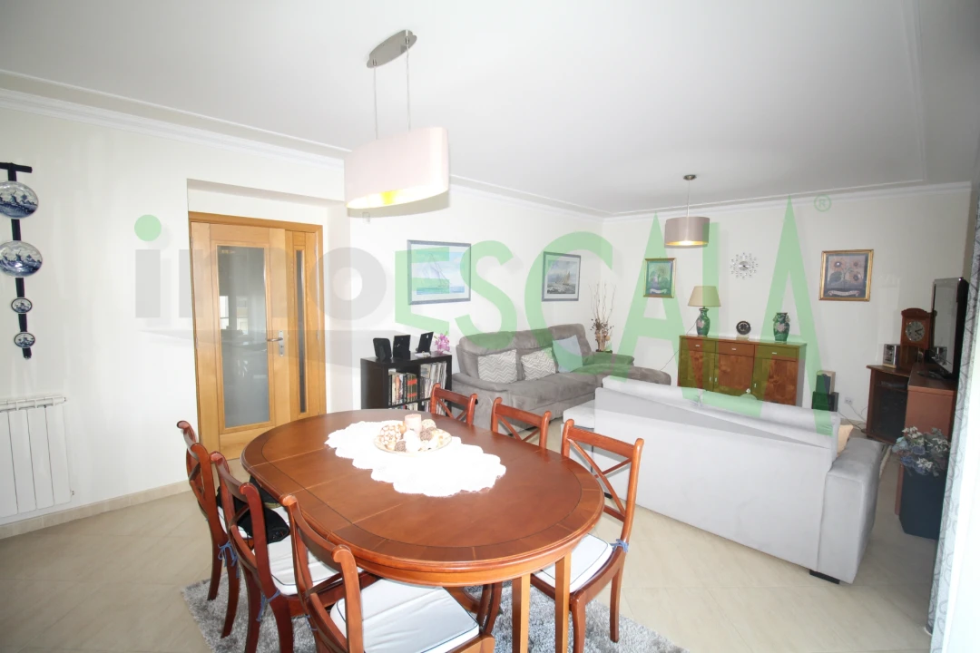 Apartamento T3 para Venda em Cartaxo e Vale da Pinta Foto 10