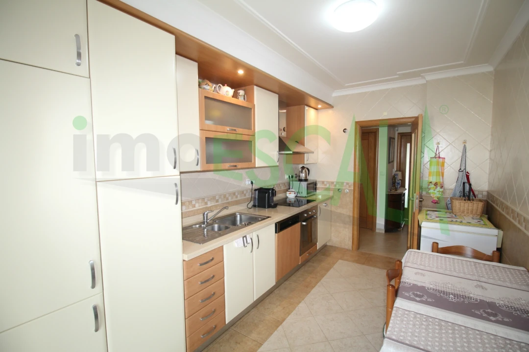 Apartamento T3 para Venda em Cartaxo e Vale da Pinta Foto 3