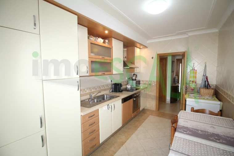 Apartamento T3 para Venda em Cartaxo e Vale da Pinta Foto 3