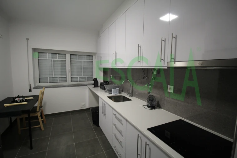 Apartamento T2 para Venda em Aveiras de Cima Foto 3