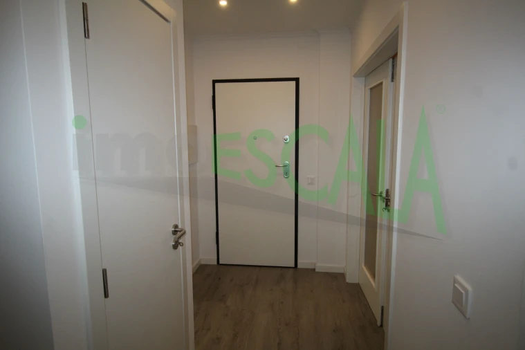 Apartamento T2 para Venda em Aveiras de Cima Foto 5