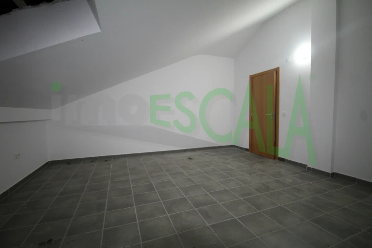 Apartamento T2 para Venda em Aveiras de Cima Foto 22