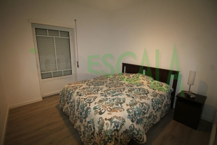 Apartamento T2 para Venda em Aveiras de Cima Foto 14