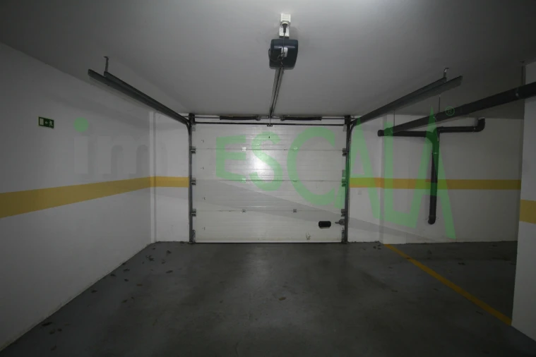 Apartamento T2 para Venda em Aveiras de Cima Foto 24