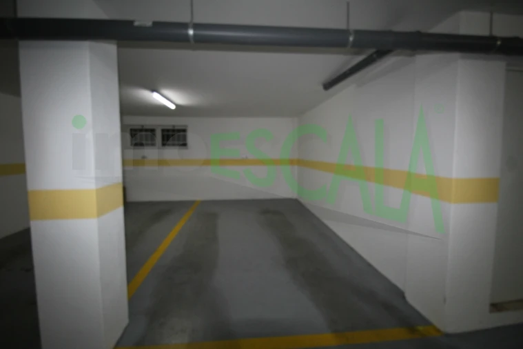 Apartamento T2 para Venda em Aveiras de Cima Foto 23