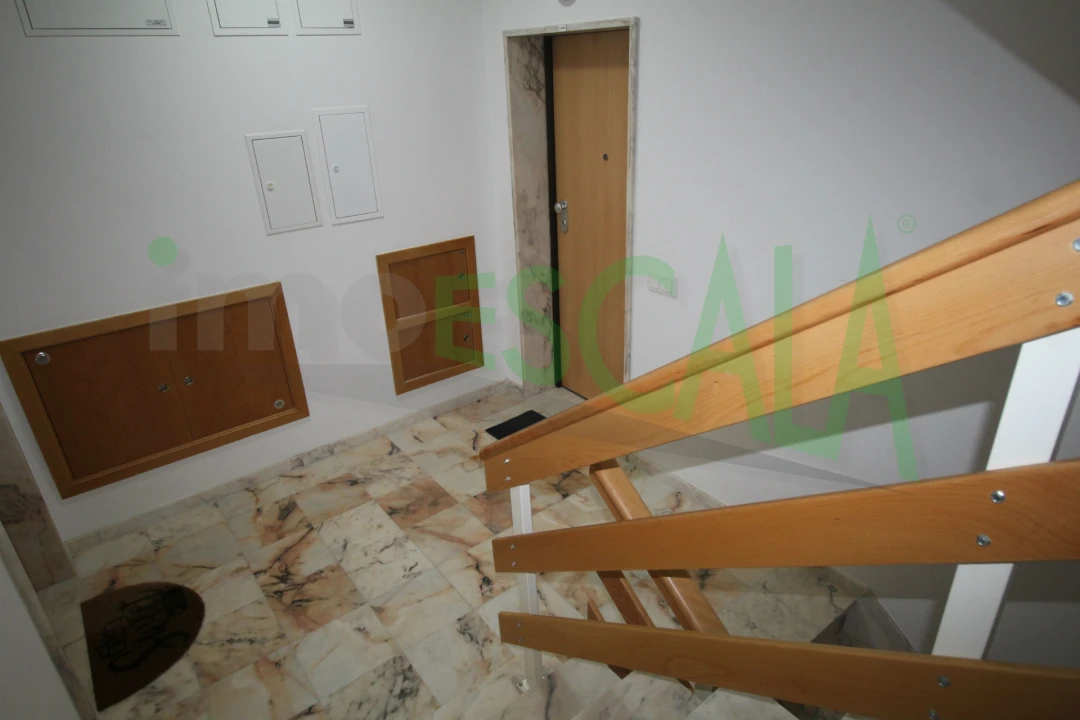 Apartamento T2 para Venda em Aveiras de Cima Foto 26