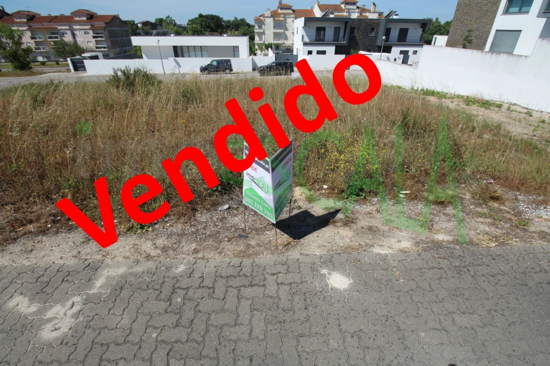 Terreno para Venda em Cartaxo e Vale da Pinta Foto 1