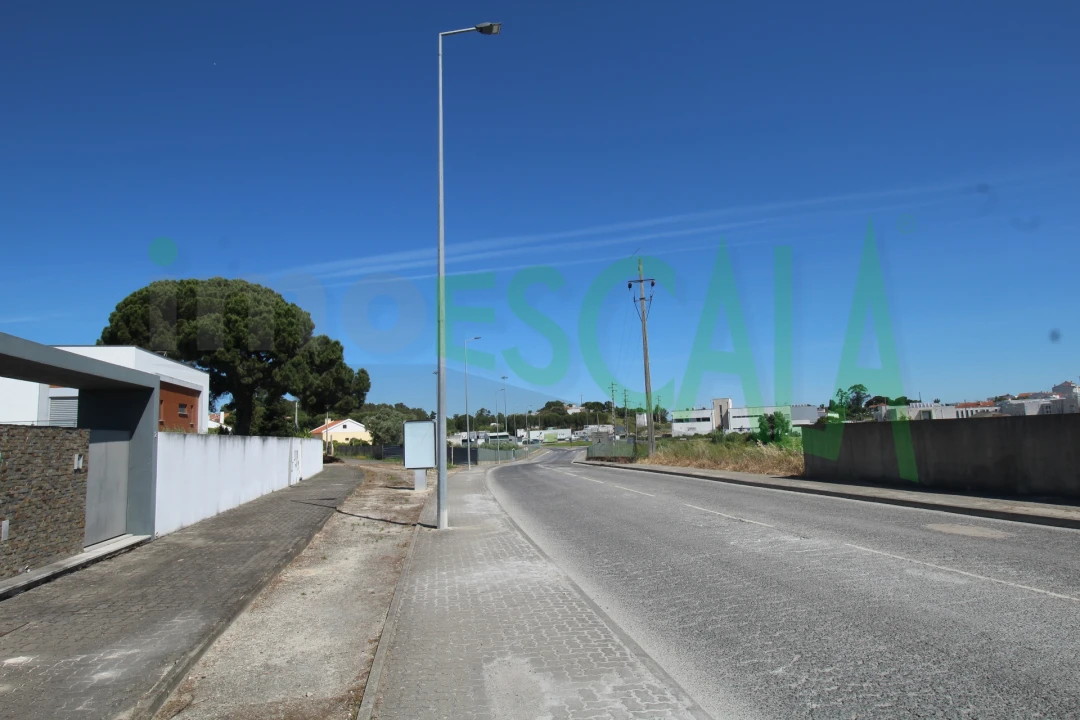Terreno para Venda em Cartaxo e Vale da Pinta Foto 9