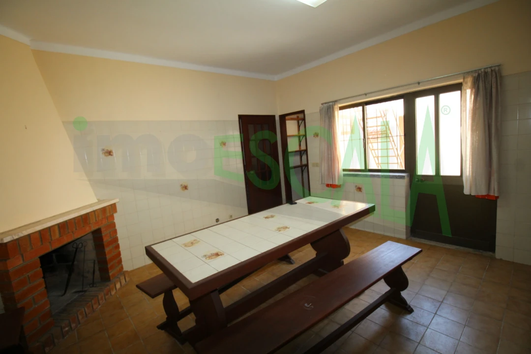 Moradia T2 para Venda em Marmeleira e Assentiz Foto 9