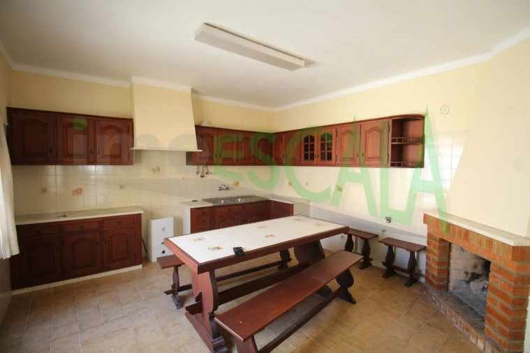 Moradia T2 para Venda em Marmeleira e Assentiz Foto 4