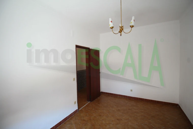 Moradia T2 para Venda em Marmeleira e Assentiz Foto 17