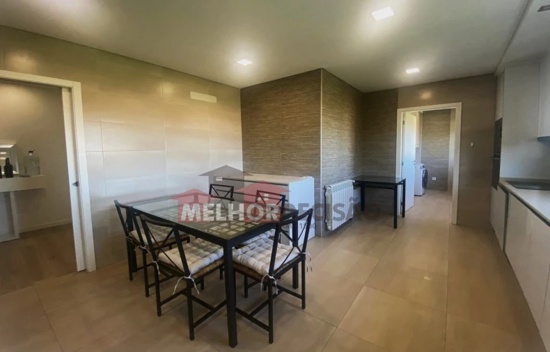 Apartamento T4 para Venda em Torres Novas (Santa Maria, Salvador e Santiago) Foto 5