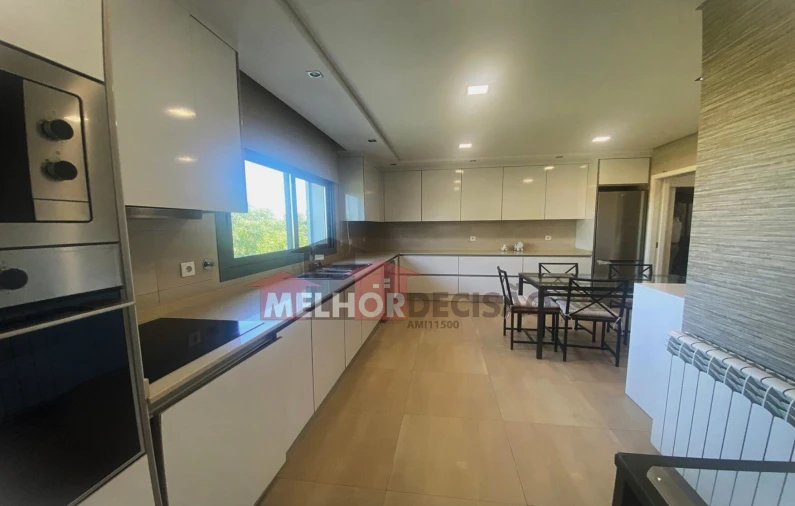 Apartamento T4 para Venda em Torres Novas (Santa Maria, Salvador e Santiago) Foto 8