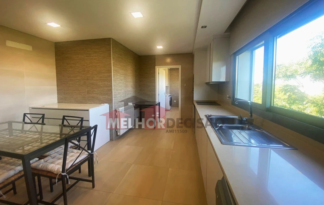 Apartamento T4 para Venda em Torres Novas (Santa Maria, Salvador e Santiago) Foto 6