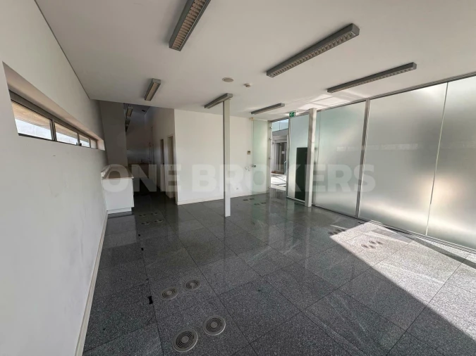 Escritório para Venda em Oeiras e São Julião da Barra, Paço de Arcos e Caxias Foto 17