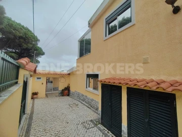 Moradia T3 para Venda em São João das Lampas e Terrugem