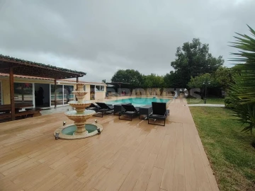 Moradia T3 para Venda em São João das Lampas e Terrugem
