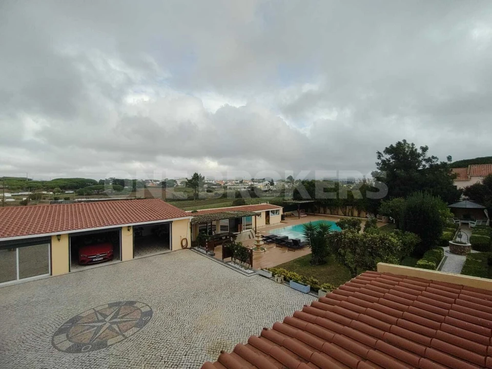 Moradia T3 para Venda em São João das Lampas e Terrugem Foto 4