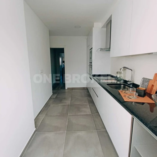 Apartamento T1 para Venda em São Domingos de Benfica Foto 4