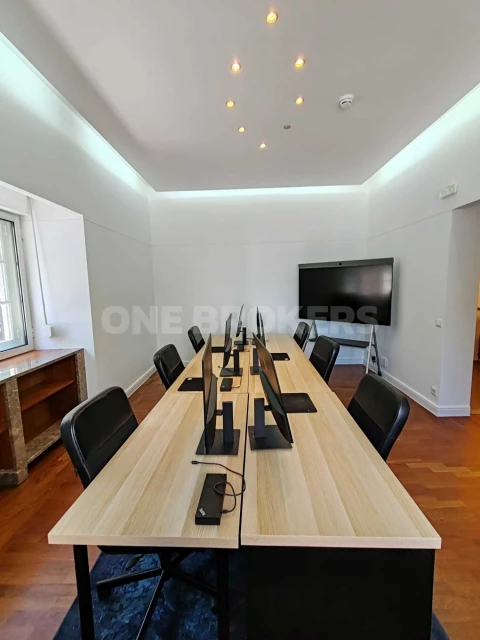 Escritório para Arrendamento em Avenidas Novas