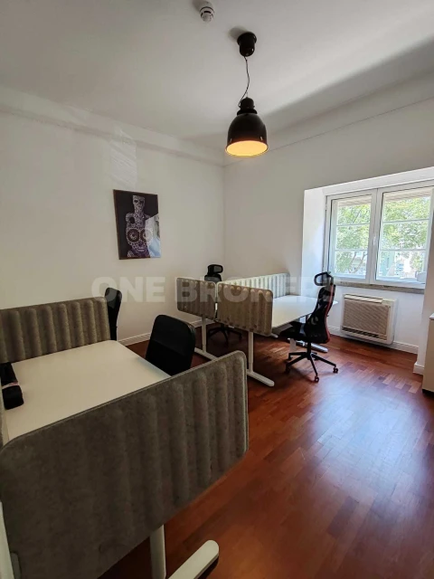 Escritório para Arrendamento em Avenidas Novas