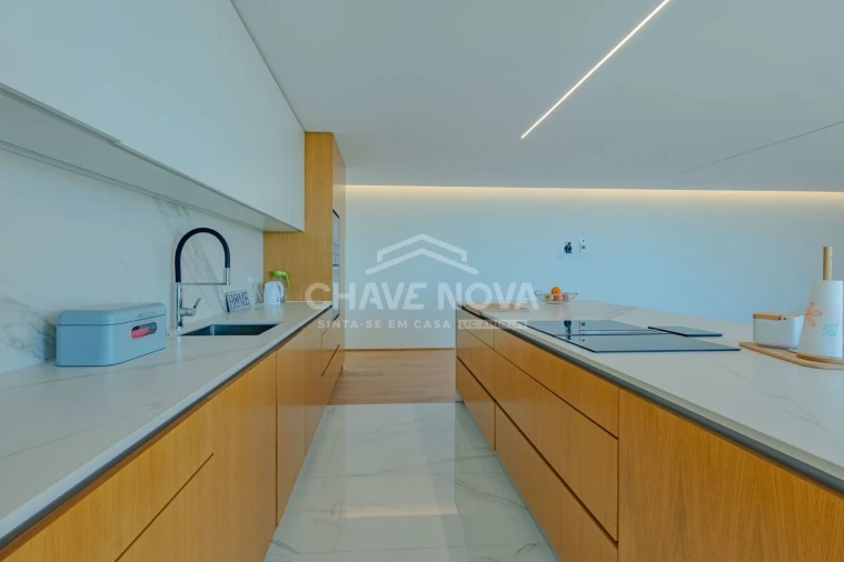 Moradia T3 para Venda em Mozelos Foto 9