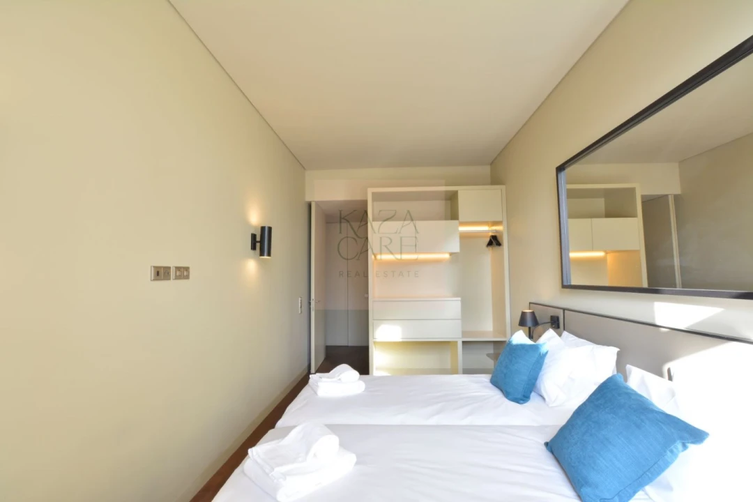 Apartamento T3 para Arrendamento férias em Misericórdia Foto 13