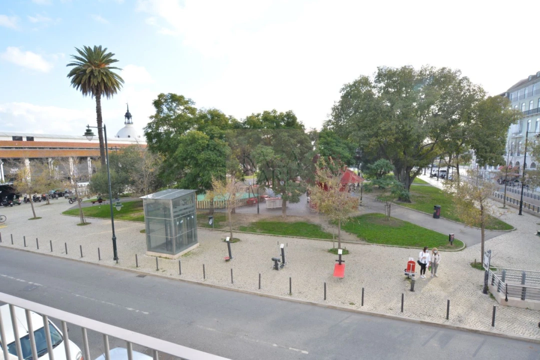 Apartamento T3 para Arrendamento férias em Misericórdia Foto 20