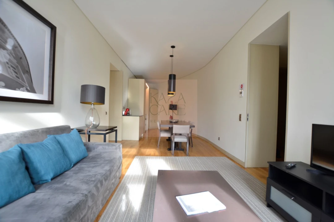 Apartamento T3 para Arrendamento férias em Misericórdia Foto 3