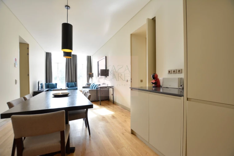 Apartamento T3 para Arrendamento férias em Misericórdia Foto 5