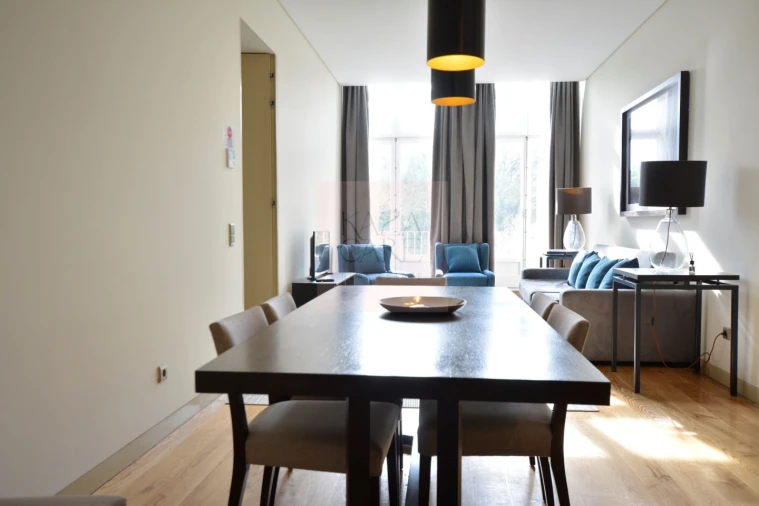 Apartamento T3 para Arrendamento férias em Misericórdia Foto 7