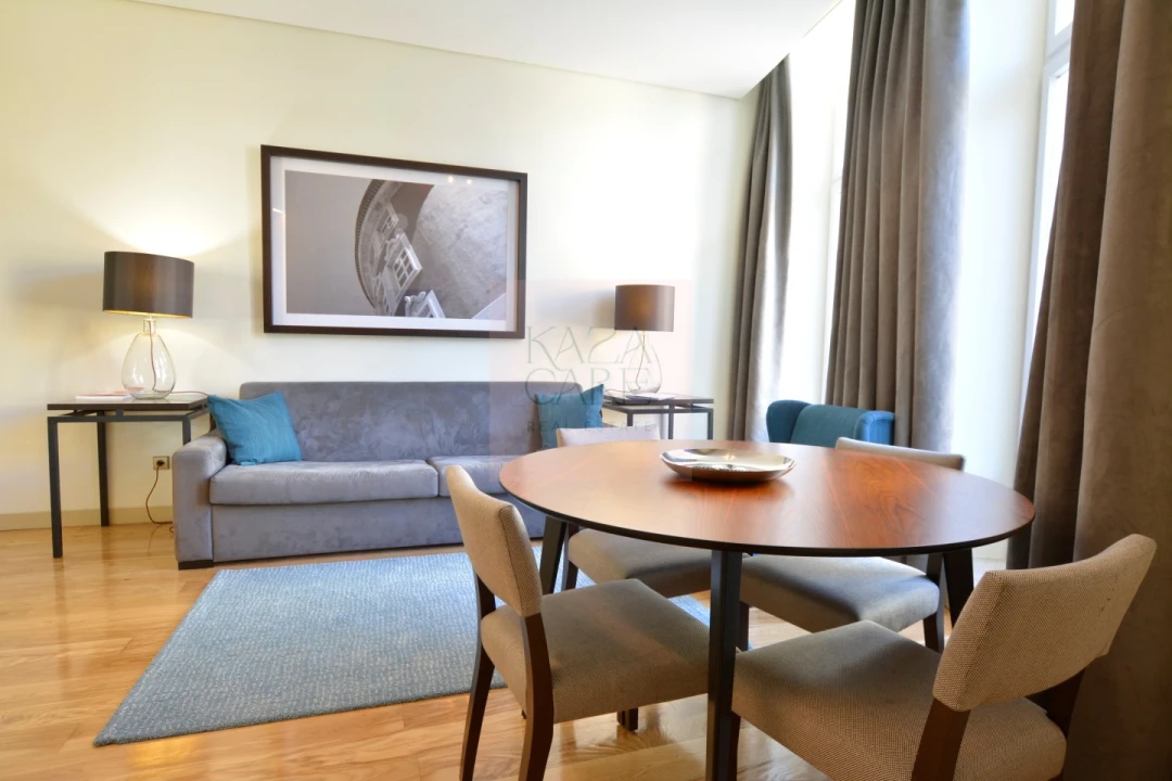 Apartamento T2 para Arrendamento férias em Misericórdia Foto 3