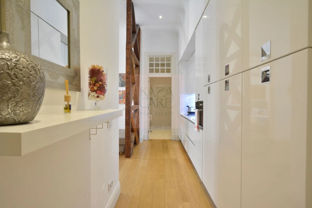 Apartamento T1 para Arrendamento férias em Santa Maria Maior Foto 9