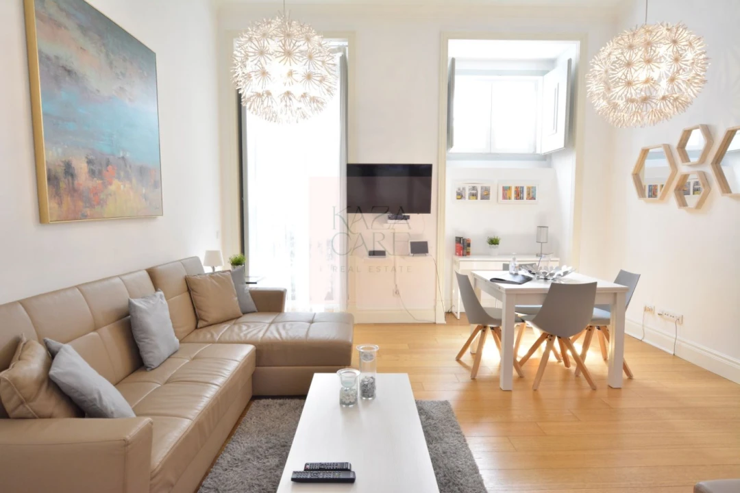 Apartamento T1 para Arrendamento férias em Santa Maria Maior Foto 12