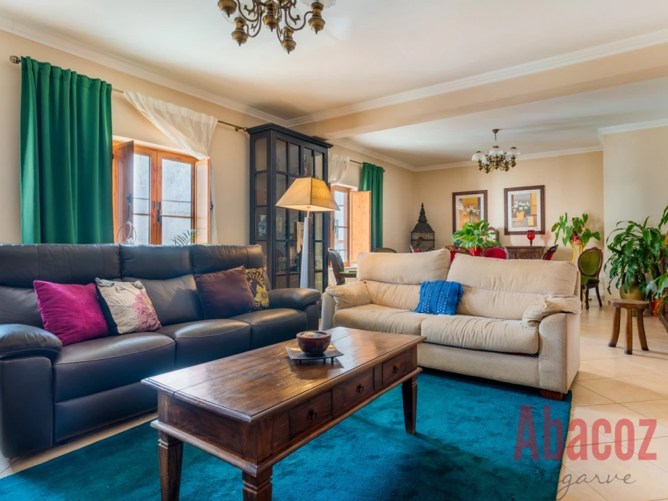 Moradia T4 para Venda em Silves Foto 2