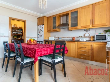Moradia T4 para Venda em Silves