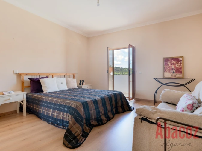 Moradia T4 para Venda em Silves Foto 15